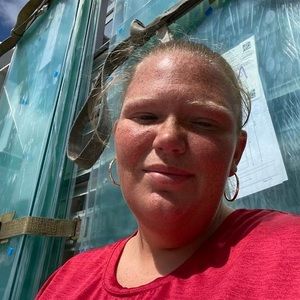 Meet your Posher, Marissa